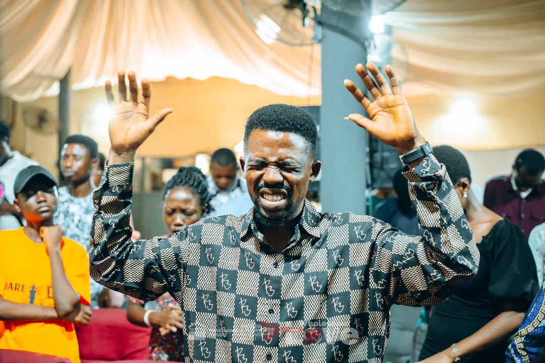 488942237_683487360856174_3218909192950064405_n